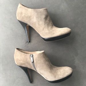Via Spiga women’s platform high heeled bootie.